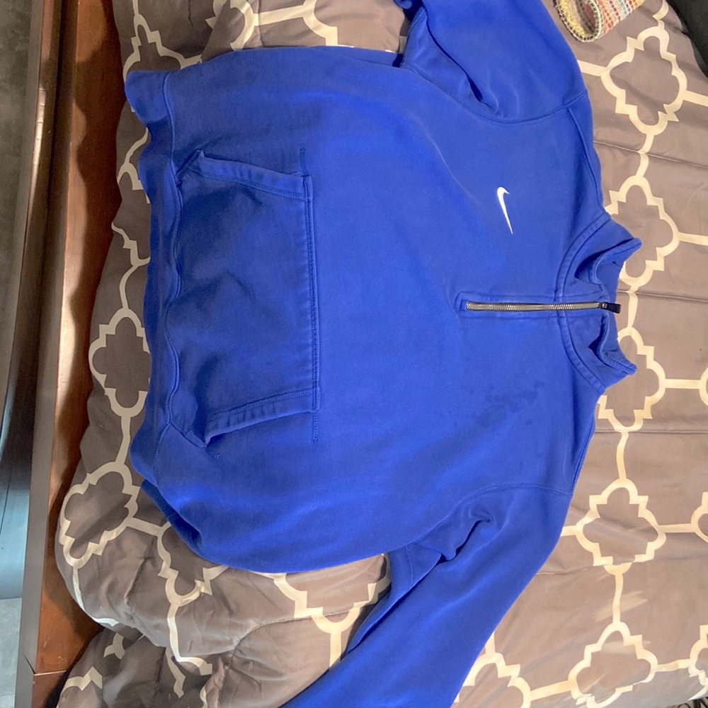 Nike pullover